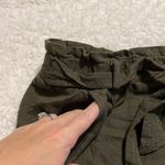 Jolt  size large linen blend green shorts tie front with pockets 2.5" inseam Photo 1