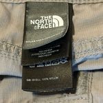 The North Face  gray‎ shorts 16 Photo 2