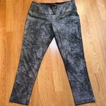 Peck & Peck  Black and Gray Women's Leggings Photo 0