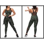 Good American ๐๐ The Curve Sculpt Jumpsuit ~ Camo Photo 2