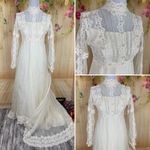 VINTAGE Lace Wedding Dress and Veil Size undefined Photo 1