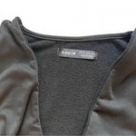 Black Deep V Photo 3