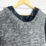 No Boundaries Heather Gray & Black Lace Hooded Short Sleeve Sweater Top Size Large Photo 6