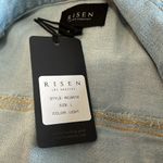 Risen | LIGHT WASHED DISTRESSED JEAN JACKET | WOMENS SIZE LARGE | BUBBLE SLEEVE Photo 9