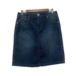 Bandolino Women's Distressed Dark Wash Reg Fit Knee Length Jean Skirt size 6 Photo 0