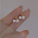 Gold Starfish and Shell Earrings Photo 5