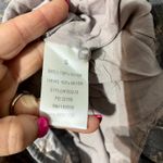 Dress Forum  Tank Top Women's Small Gray Floral 100% Rayon Scoop Neck‎ Peplum Hem Photo 3