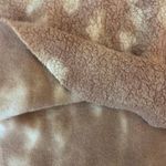 Molly green Shirt Photo 6