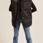 Abercrombie & Fitch Puffer Vest  Photo 0