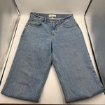 Abercrombie & Fitch Mid Rise Curve love 90s Straight Jean Photo 4