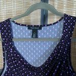 White House | Black Market WHBM Black Sleeveless Blouse w/ Fuschia & White Geo Print Photo 4