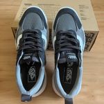 Vans  UltraRange Neo VR3 Shoe Women 8.5 US Mens 7.0 US Photo 8