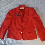 Evan Picone  womens 10 red blazer with flower brooch Photo 0