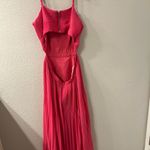 Ali & Jay For the gram fuchsia cut out pleated‎ midi Photo 1