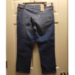 Levi's  NWT Women's Size 14 (32 Waist) Mid Rise Skinny Leg Slim Fit Crop Jeans Photo 1
