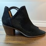 Lucky Brand  Larna Women Pointed Toe Leather Bowck  Ankle Boot size 7.5 Photo 6