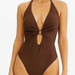 Chic Brown Halter One Photo 0