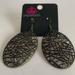 Paparazzi NEW  Way Out of Line Brass Oval Earrings Photo 0