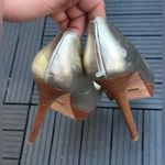 Cole Haan  Women's Mariela Air Open Toe Pump Soft Gold Metallic Size 9 B Photo 5