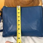 Fossil  Navy Blue Leather Crossbody Purse Zippered Top No1954 Photo 3
