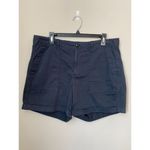 Gap  Women's 5" Khaki Short in Navy, Size: 14 High Rise Chino Flat Front Casual Photo 3