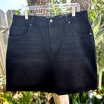 ASOS Design Curve DAD Denim Black Wash Shorts Size: 14 Photo 7