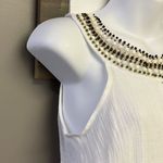 AGB Cream Crepe Sleeveless Beaded Neckline V Photo 2