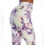 Jessica Simpson  Cloudy Tie-Dye Contender Leggings Photo 3