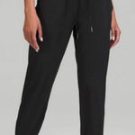 Lululemon On The Fly Joggers Women's Size 2 Black Drawstring Elastic Waist sport Photo 0