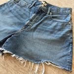 Madewell Shorts Womens 31 The Momjean Medium Wash Denim Cut Offs 3.5" Inseam Photo 1