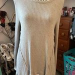 Hummingbird Women’s light green tunic Photo 0