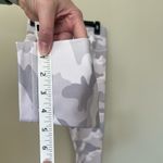 Yogalicious Camo Print Leggings NWOT Photo 5