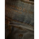 Chico's  14P So Slimming Girlfriend Slim Crop‎ Capri Light Wash Embroidered Jeans Photo 5