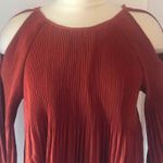 DO+BE pleated rust orange cold shoulder top Women’s Size S Small Photo 1