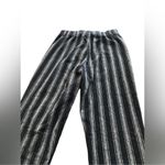 Brandy Melville 4 for 1 shipping bundle! Get 4 items for shipping as one. Photo 9