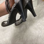 Avenue  black and white animal print / snake print party holidays heel 8.5 Photo 4