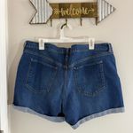 Old Navy Boydfriend Midrise Blue Jean Shorts with Cuffed Hem Size 18 Photo 1