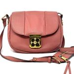 Chloé Chloe Elsie Crossbody – Pink Grained Leather with Gold Turn-Lock Photo 0
