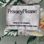 Privacy Please Women’s Size S Green Floral Print Tie Front High Waisted Shorts Photo 6