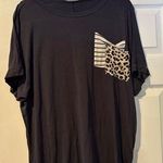 Boutique Women's Short Sleeve Striped/Leopard Pocket Tee Size Large Blue Photo 0