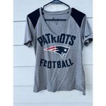 Nike Patriots NFL Football t-shirt size Large Photo 1