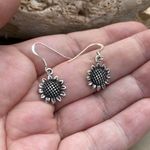Sunflower sterling silver dangling earrings Photo 3