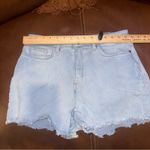 LC Lauren Conrad Lauren Conrad light wash Jean shorts size 12 Photo 4