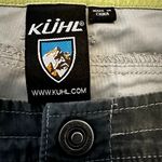 Kuhl  Dry Stretch Capri Cargo Shorts Mid Floral Belt Line Flat Front Black 6 31" Photo 1