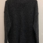 Well Worn 118.  color speckled Charcoal wool blend Sweater size medium Photo 0