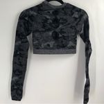 Gymshark Adapt Camo Seamless Long Sleeve Crop Top Photo 7