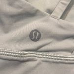 Lululemon  Energy Bra Strappy Sports Bra Sz 4 Light Grey Yoga Pilates Athleisure Photo 2