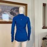 Lululemon 1/2 zip running jacket 8 Photo 3