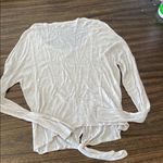 Madewell  Cream Lightweight Long Sleeve Top with front tie detail size Large Photo 4