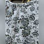 Tahari  Womens 100% Linen Top Black White Floral Back V Buttons cap sleeve Small Photo 1